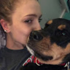 Meet your Posher, Kaitlynn